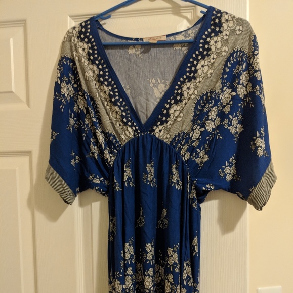 Tunic - Picture 1 of 2